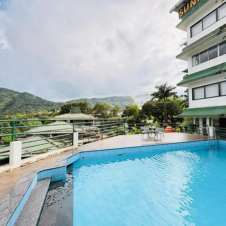 Sunrise Hill Resort-2